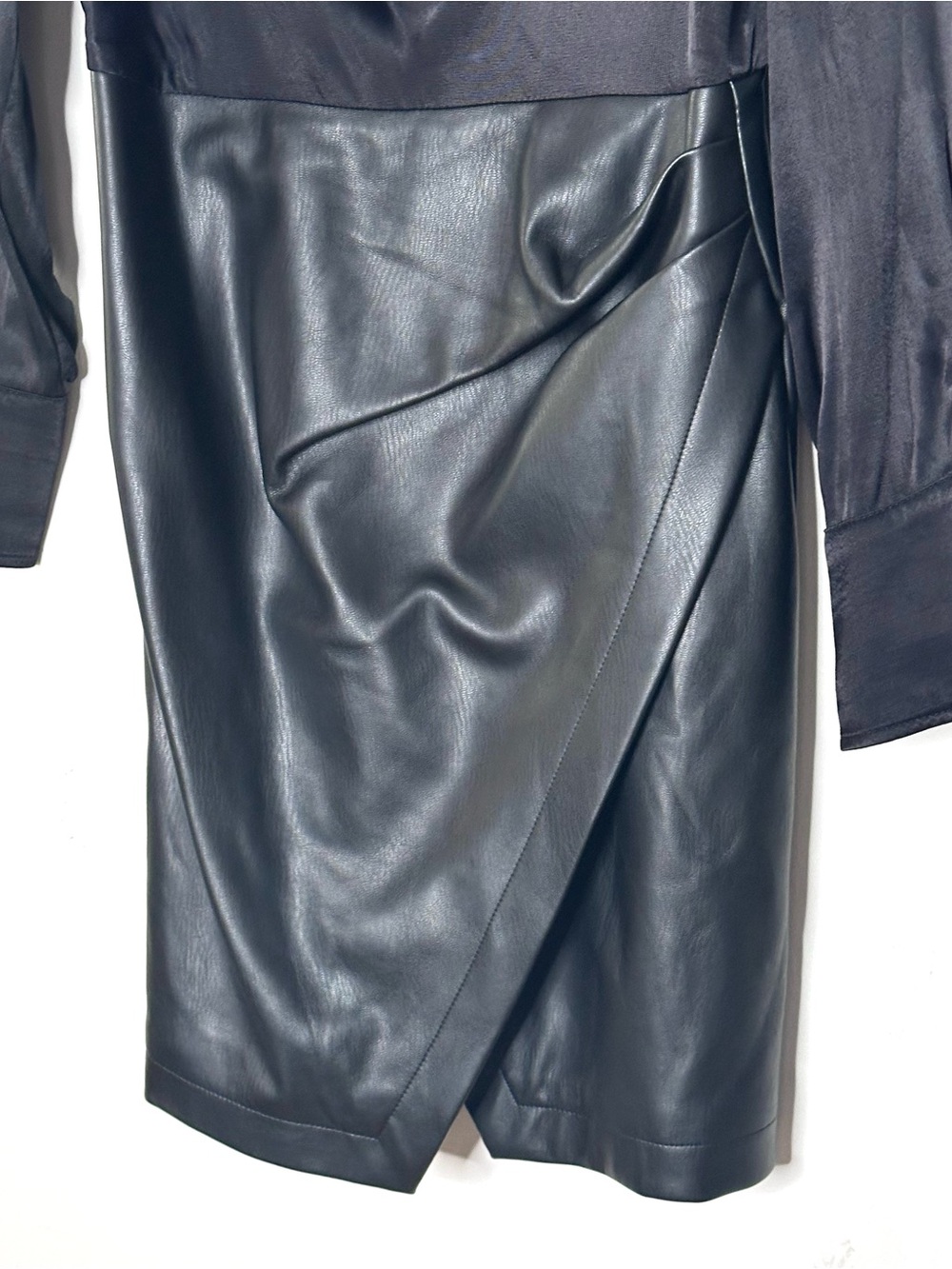 New Anthropologie Maeve Plunge Faux Vegan Leather Black Dress Long Sleeve Mini 0 - Picture 4 of 9